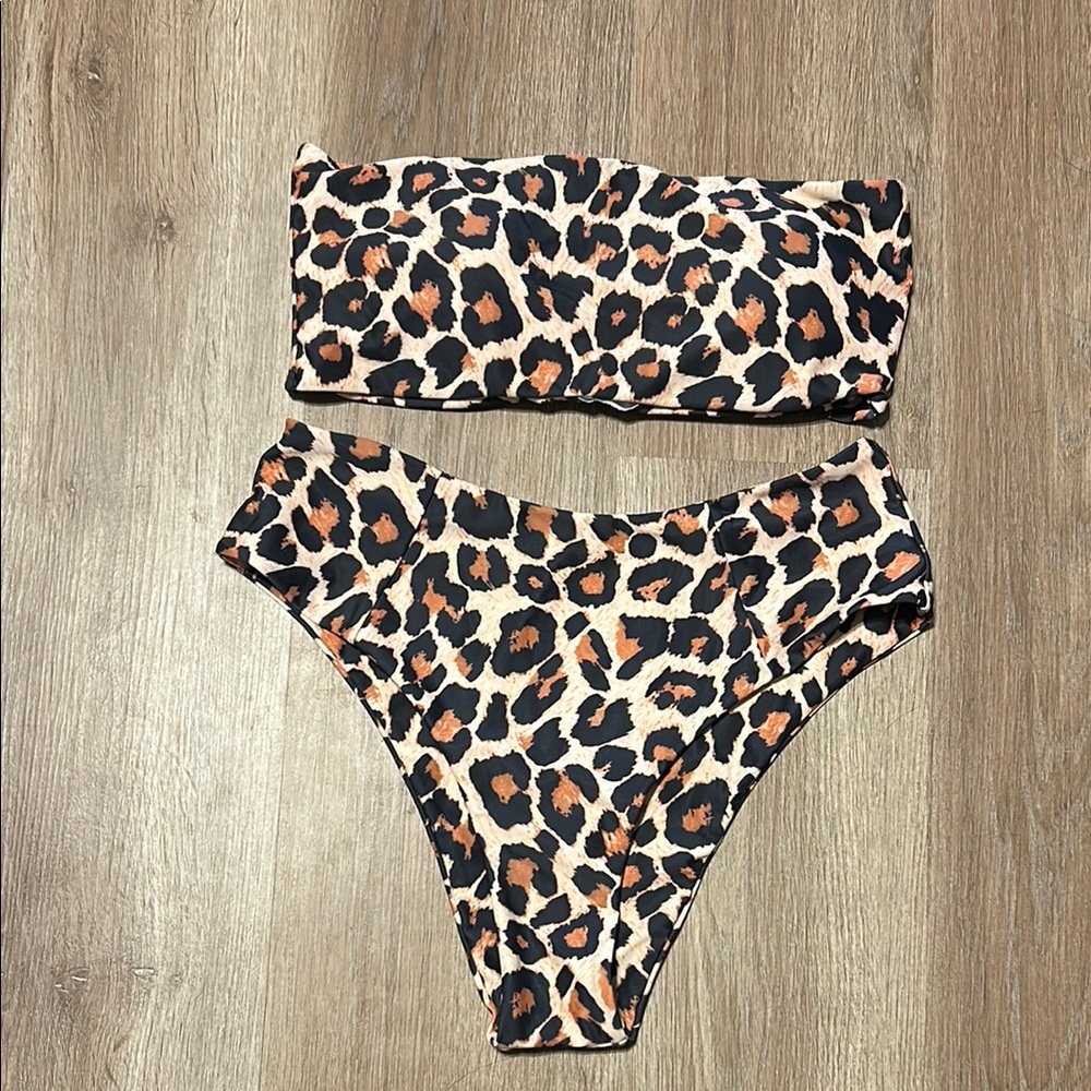 SHEIN Leopard Print Bikini